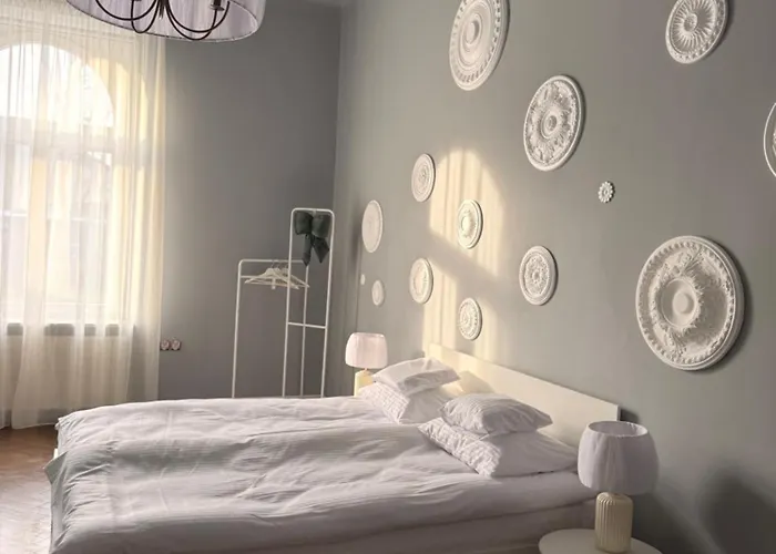 아파트 Two Paws *